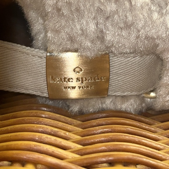 ♠️kate spade Sherpa Plush Fur Baseball Cap Light Sand Cream NWT - Picture 8 of 13